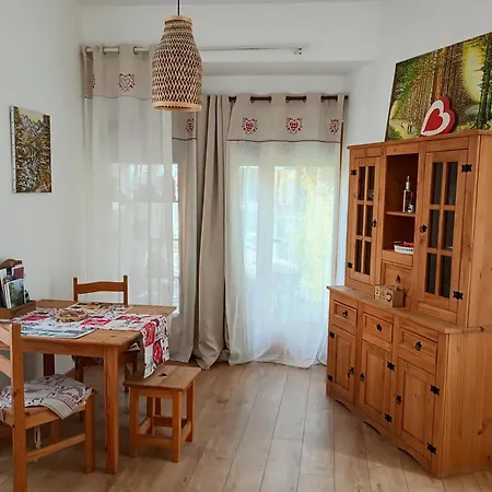 Cosy A 1 Min Des Thermes Terrasse Clim Апартаменты