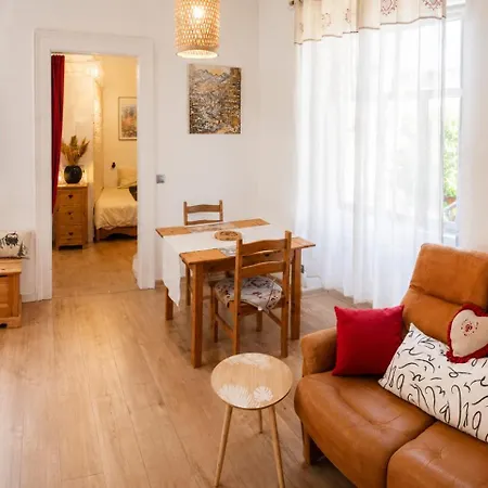 Cosy A 1 Min Des Thermes Terrasse Clim *