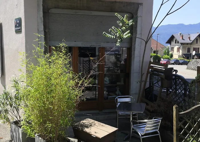 A 1 Min Des Thermes *